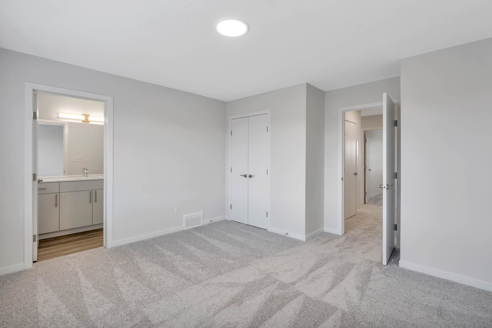 Bedroom with ensuite access